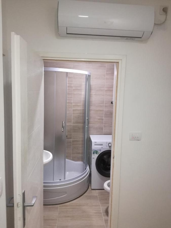 Stan Na Dan Pex Free Parking Apartman Vranje Kültér fotó
