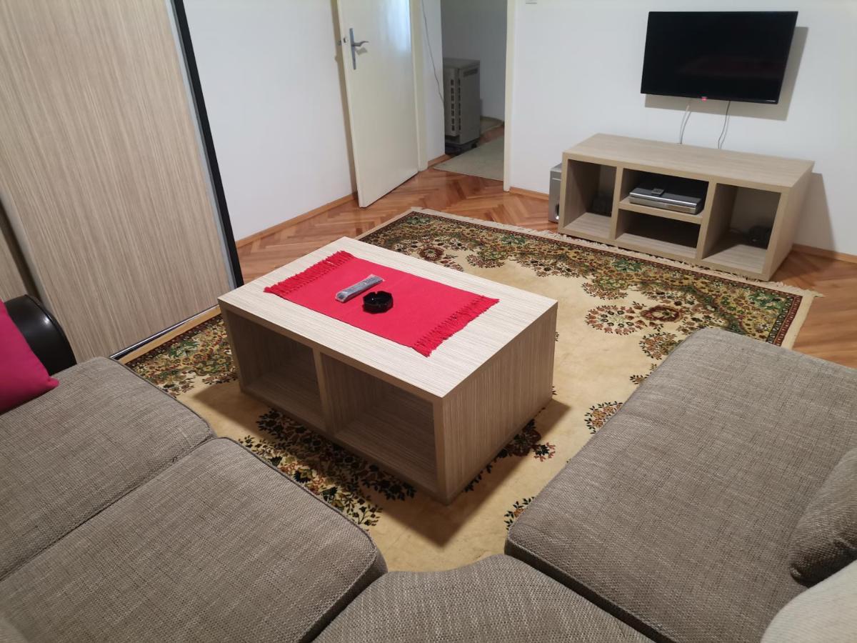 Stan Na Dan Pex Free Parking Apartman Vranje Kültér fotó